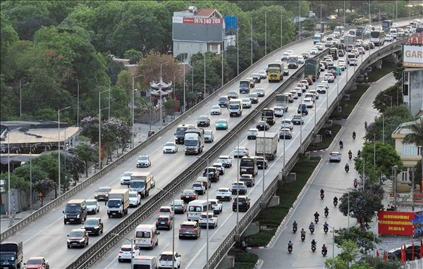  Cảnh sát giao thông Hà Nội trực chiến 24/24 giờ, bảo đảm giao thông thông suốt dịp nghỉ lễ 30/4 – 1/5 