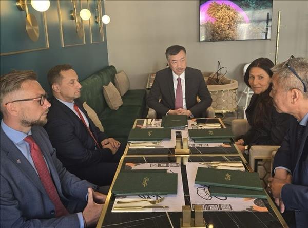 Thúc đẩy hợp tác địa phương và giao lưu văn hóa giữa Việt Nam và CH Séc