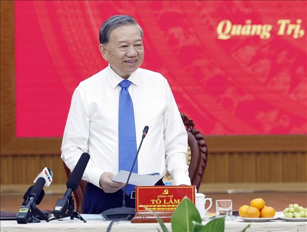 Quang Tri : To Lam appelle à redéfinir lespace de développement et à accélérer la croissance