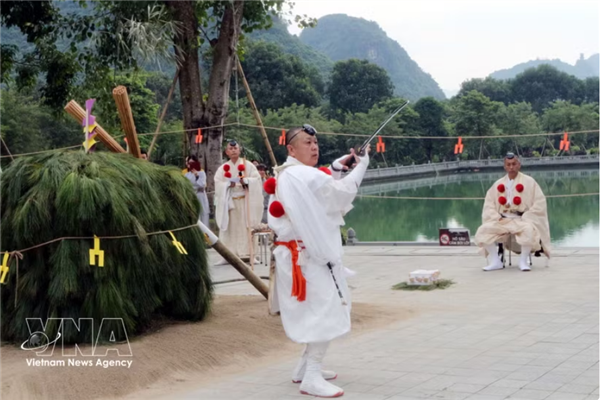 日本首相高市早苗对越南进行正式访问：开启越日合作新空间