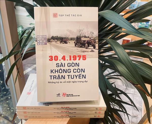 Chiến thắng lịch sử ngày 30/4/1975 qua những trang sách