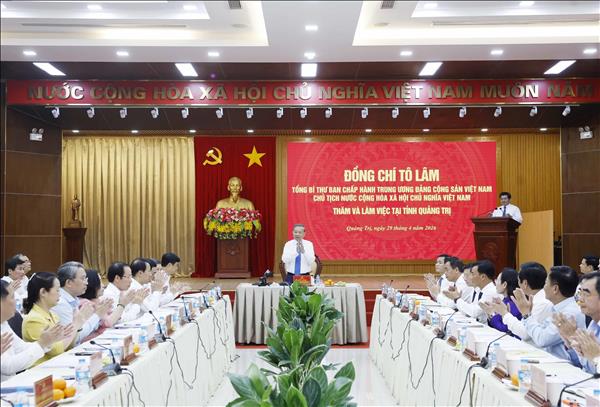 Quang Tri must reposition growth space under reaching East, spreading West strategy: Top leader