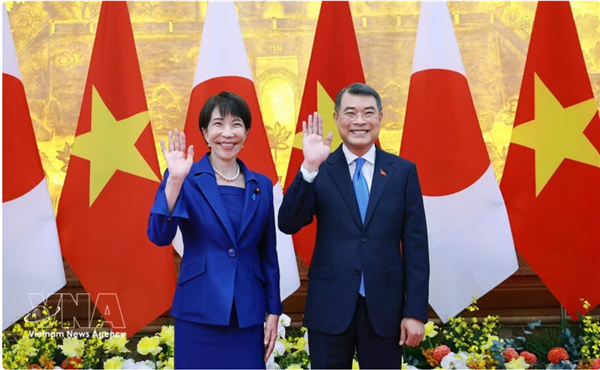 日本首相高市早苗结束对越南的正式访问