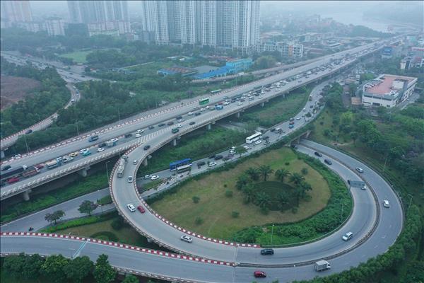 Lưu lượng giao thông trở lại Thủ đô có thể tăng đột biến vào chiều tối nay 3/5