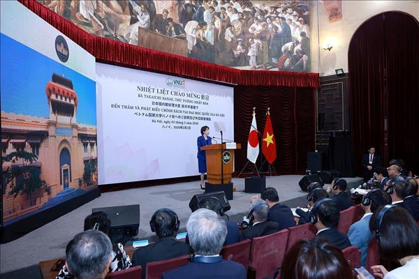 高市早苗首相、ハノイ国家大学で重要な政策演説を行う