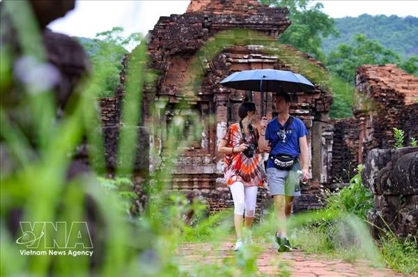 Vietnam records 2 million foreign arrivals in April
