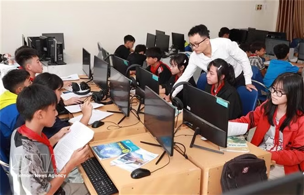 电子教案：让山区学生梦想起飞