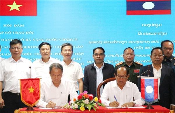 Đà Nẵng-Xekong hợp tác đảm bảo giao thông và xuất nhập cảnh qua cửa khẩu biên giới