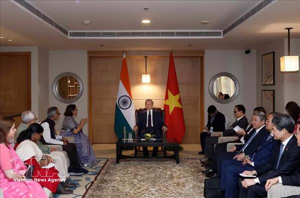 越共中央总书记、国家主席苏林会见印度-越南友好协会主席