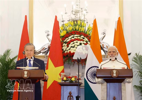 Vietnam e India impulsan sus relaciones hacia una nueva etapa de desarrollo