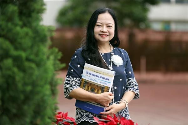 Nhà ngoại giao, học giả Luận Thuỳ Dương
