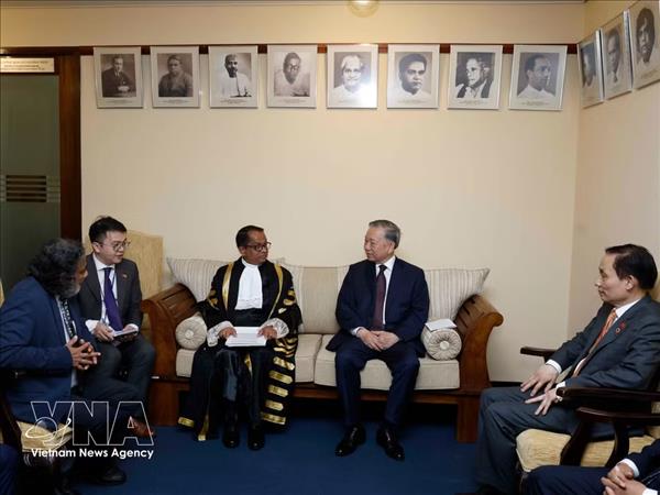 Líder vietnamita se reúne con dirigente parlamentario de Sri Lanka