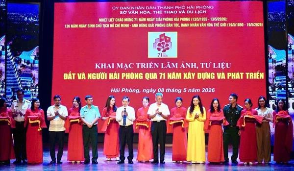 Tái hiện hành trình 71 năm rực rỡ của thành phố Cảng qua ống kính