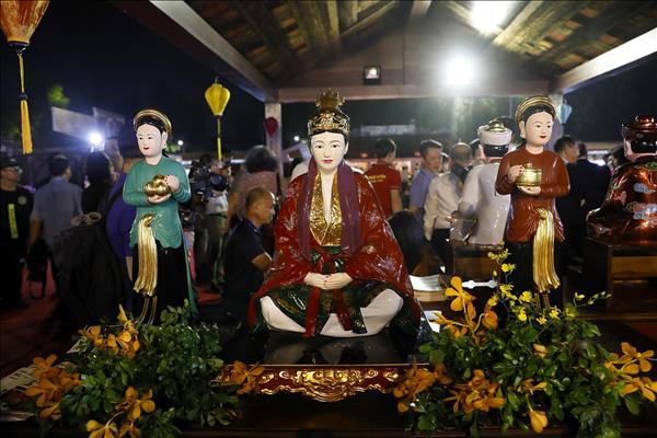 Sơn Đồng: Làng nghề tạc tượng nghìn năm tuổi vươn tầm thế giới