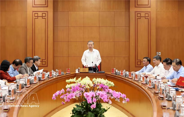 Vietnam fortalece el control del poder y combate la corrupción desde la raíz