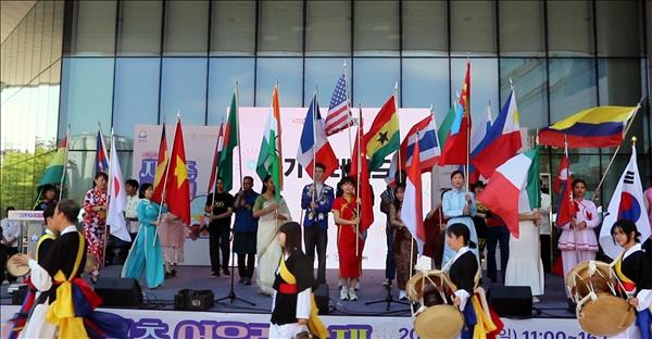 Vietnam shines at Seongnam global culture festival
