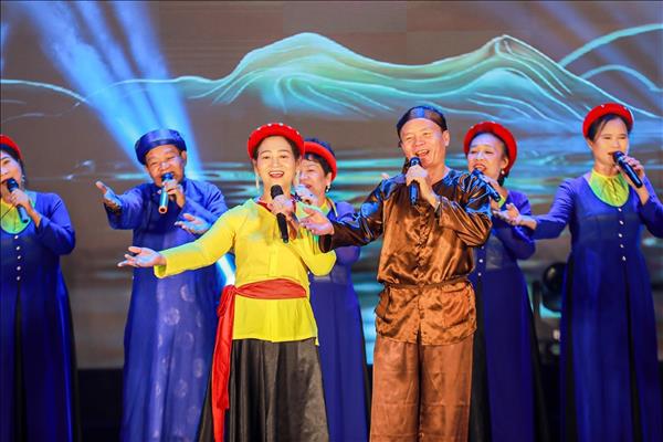 Mạch Lam Giang 2026 lan toả làn điệu dân ca Ví, Giặm tới thế hệ trẻ Hà Nội