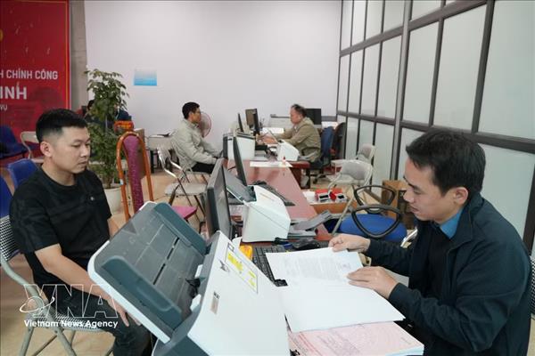 海防市行政改革指数和人民满意度指数稳居全国榜首