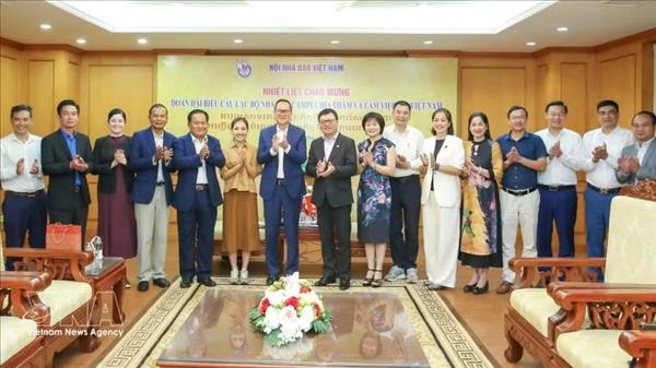 Vietnam y Camboya refuerzan la cooperación periodística