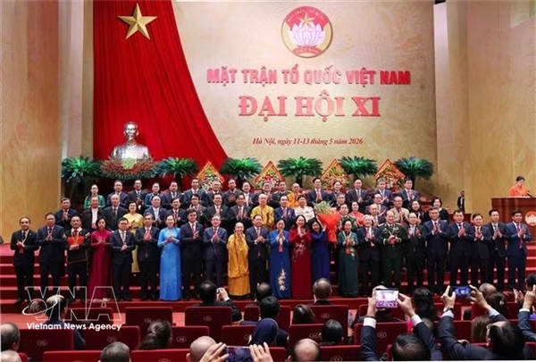 Bui Thi Minh Hoai reelegida presidenta del Frente de la Patria de Vietnam