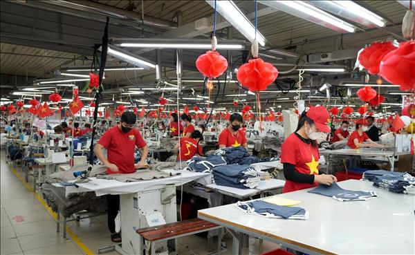 Seven Export Items Top 5 billion US Dollars in First Four Months of 2026