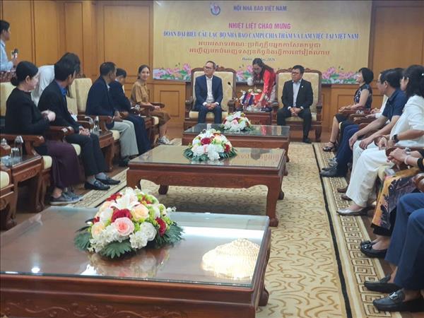 Báo chí Việt Nam – Campuchia thúc đẩy hợp tác sâu rộng