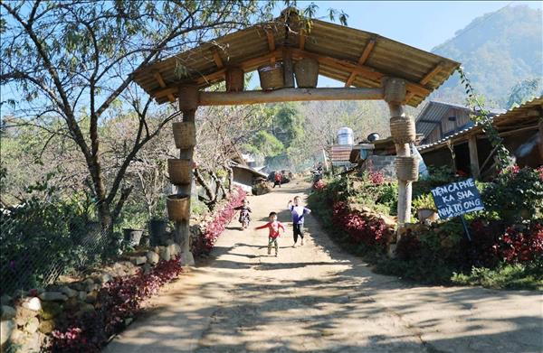 Lai châu phát huy giá trị văn hóa, phát triển du lịch bền vững