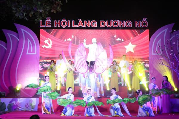 Khai mạc Lễ hội làng Dương Nỗ - nơi Bác Hồ sinh sống, học tập thời niên thiếu