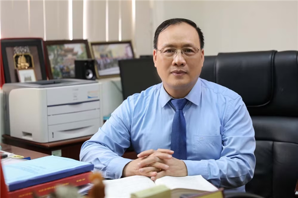 阮廷德教授：建设精英大学必须具备强大的科技实力