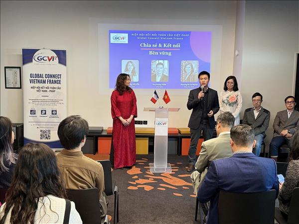 Lancement de lassociation Global Connect Vietnam France