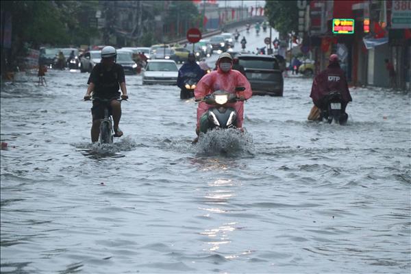 Heavy rain, thunderstorms leave trail of damage in northern, central provinces