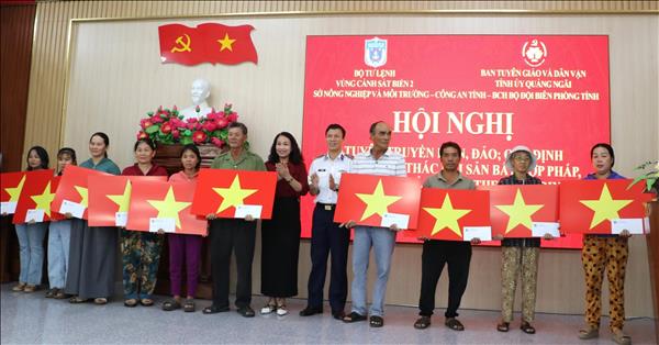 Llaman a pescadores vietnamitas a proteger soberanía marítima y luchar unidos contra la pesca ilegal