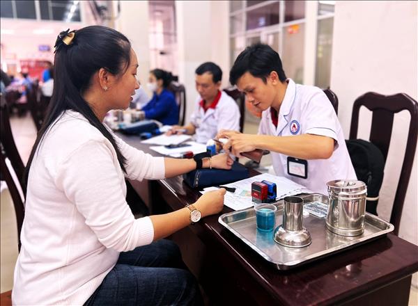 Lan tỏa nghĩa cử hiến máu nhân đạo trong đoàn viên, người lao động