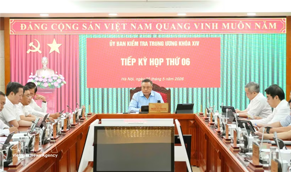 Vietnam evalúa sanciones disciplinarias contra altos funcionarios partidistas por irregularidades