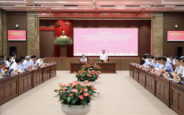 Hà Nội cần kiến tạo, thử nghiệm mô hình mới với vai trò đầu tàu phát triển