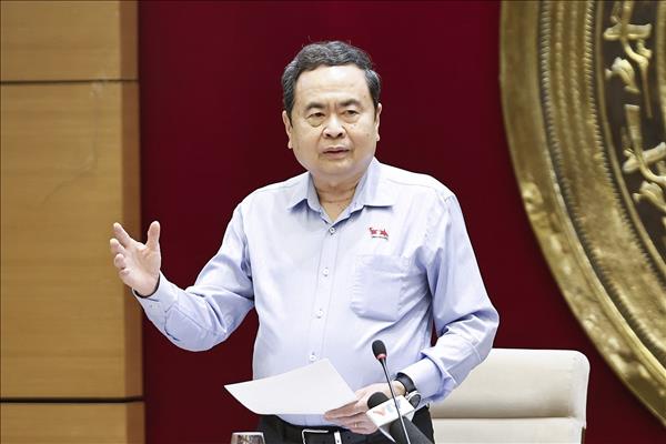 Top legislator demands stronger policy response for ethnic minority regions