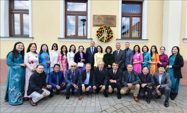  136 năm Ngày sinh Chủ tịch Hồ Chí Minh: Dấu ấn Bác tại Vladivostok, LB Nga