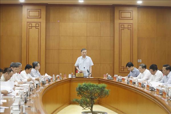 Tổng Bí thư, Chủ tịch nước Tô Lâm: Phát triển công nghiệp vật liệu theo hướng xanh, bền vững, tự chủ