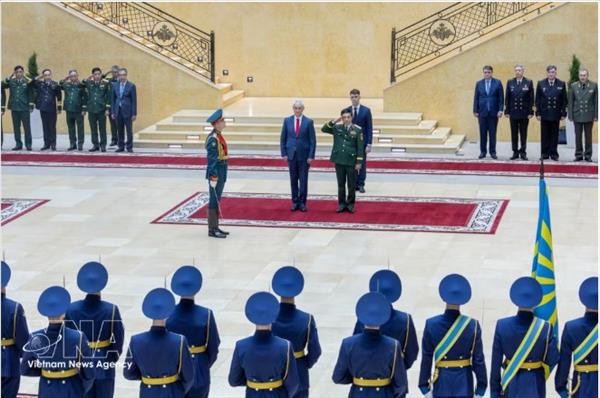 Vietnam, Russia seek to deepen defence cooperation