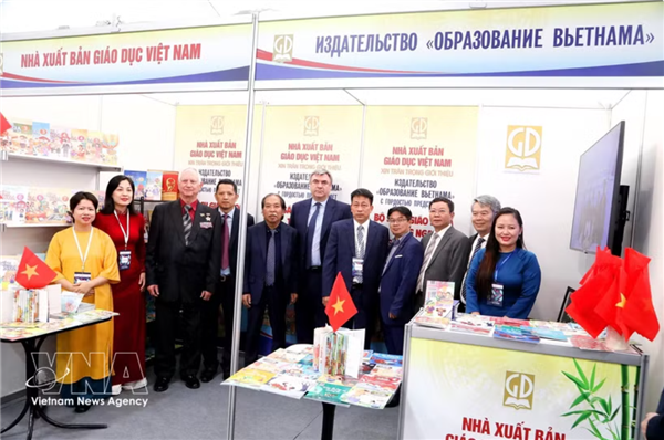 Le Vietnam, invité dhonneur au 21e Salon international du livre de Saint-Pétersbourg