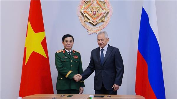 Vietnam y Rusia refuerzan cooperación estratégica en el ámbito marítimo