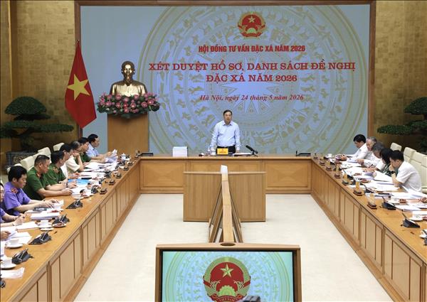 Phó Thủ tướng Thường trực: Đánh giá công khai, minh bạch, thận trọng từng trường hợp đề nghị đặc xá
