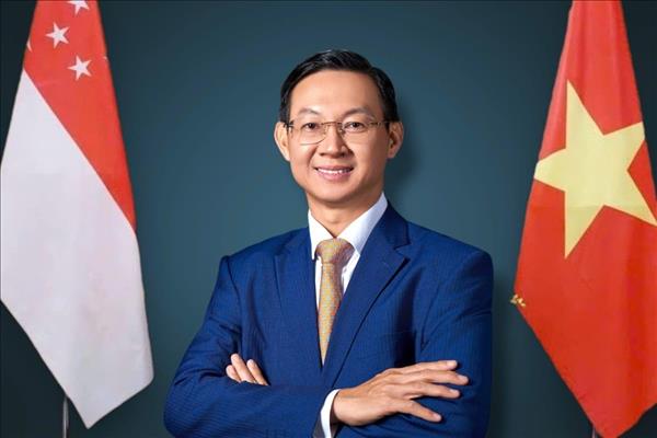 លើកកម្ពស់ទំនាក់ទំនងវៀតណាម-សិង្ហបុរី និងឋានៈរបស់វៀតណាមលើឆាកអន្តរជាតិ