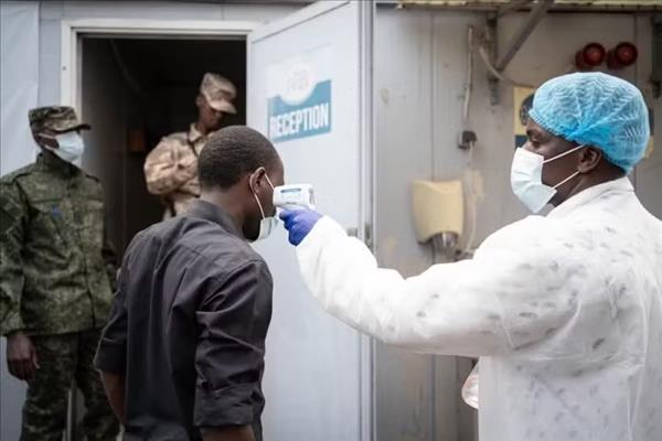 Le Vietnam renforce de manière proactive la prévention contre le virus Ebola