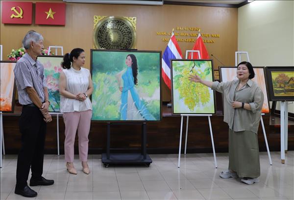 Giao lưu văn hóa Việt Nam-Thái Lan qua hội họa