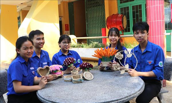 Lan tỏa lối sống xanh và bảo tồn bản sắc dân tộc