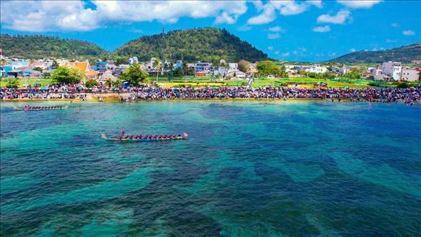 ສີ​ສັນ​ທະ​ເລ​ໝູ່​ເກາະແຂວງ ກວາງ​ງາຍ ​ໃນ​ລະ​ດູ​ການທ່ອງ​ທ່ຽວ​ປີ 2026