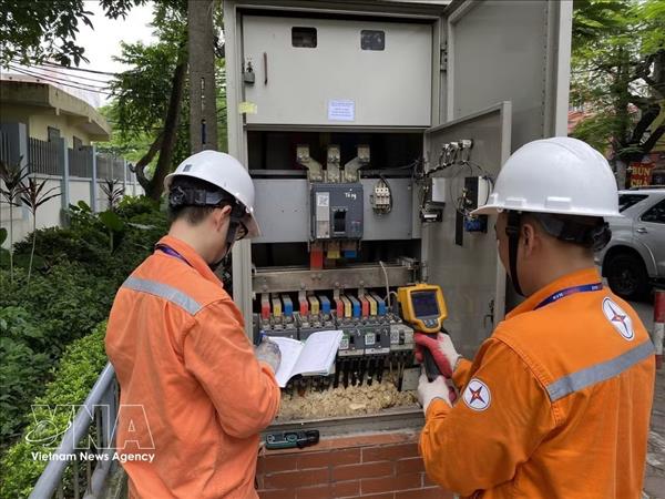Canicule dans le Nord : le réseau électrique soumis à une forte pression