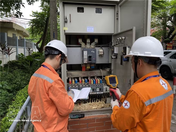 Consumo eléctrico en el norte de Vietnam alcanza niveles críticos por calor extremo