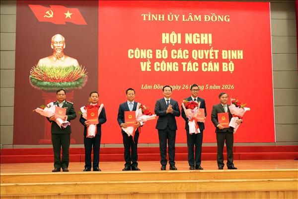 Tỉnh ủy Lâm Đồng điều động, luân chuyển vị trí nhiều cán bộ chủ chốt